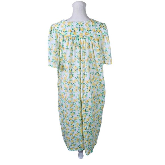 Vintage Women's Nightgown Lemons pleats on shoulder size S / M - Picture 9 of 11